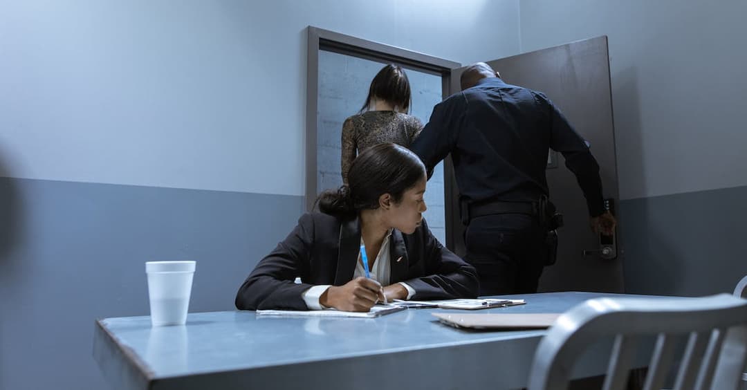 Happy Valley 2023 - recenzja serialu policja, Yorkshire, mroczny